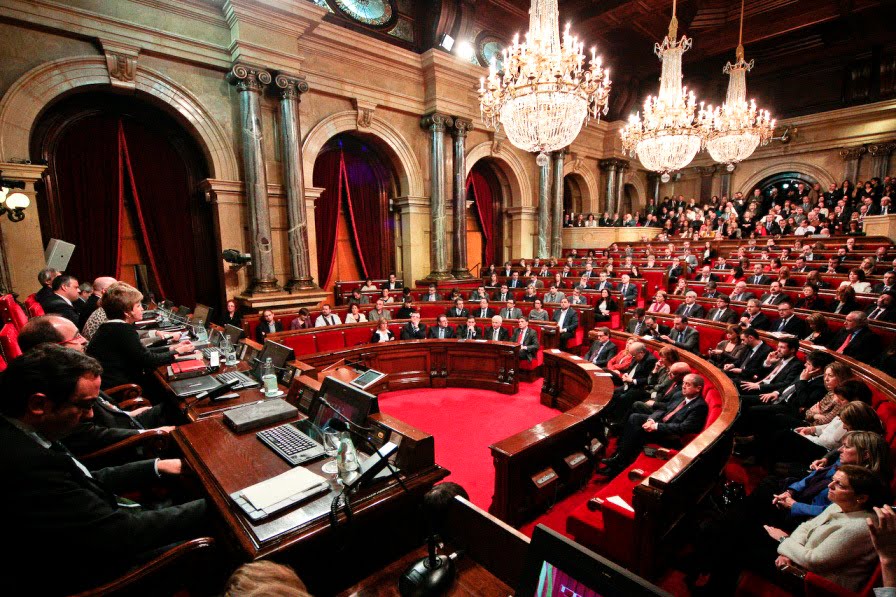 El Govern aprova 1.230 places d’ocupació pública