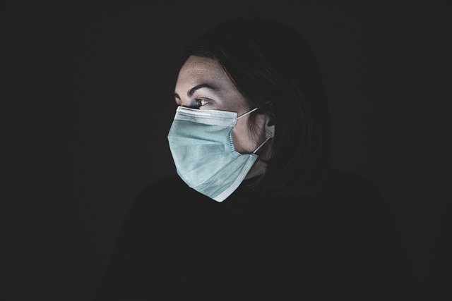 Transformem els aplaudiments en compromís, per un sistema sanitari propi del segle XXI