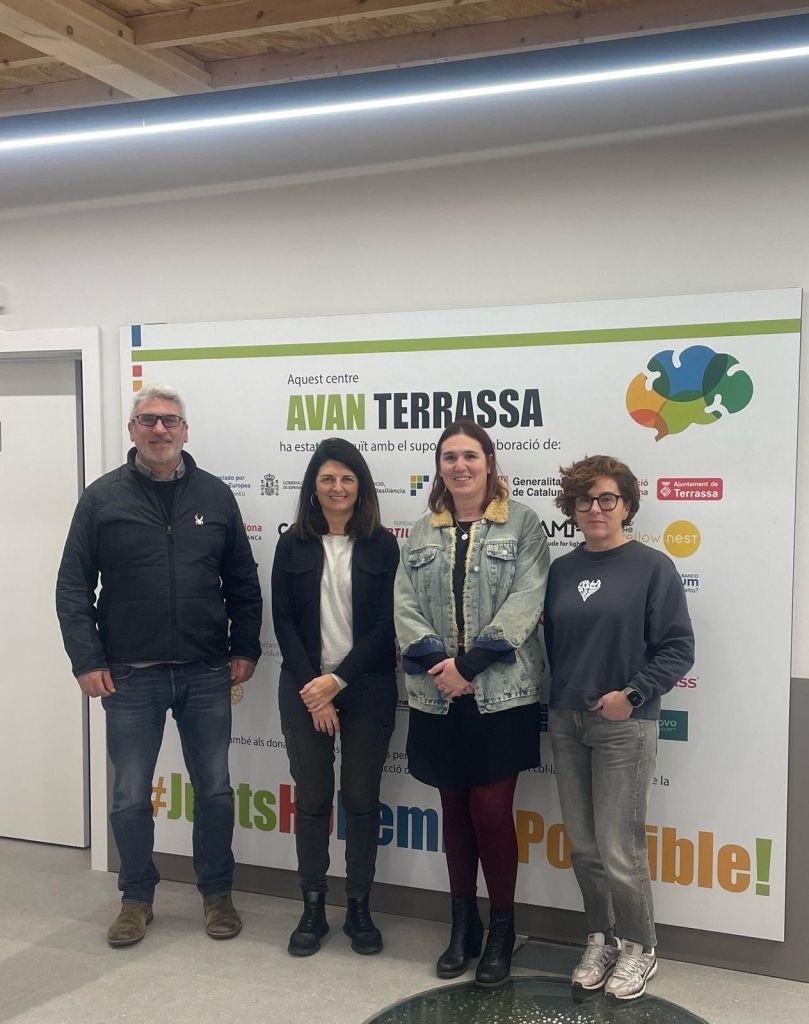 UGT Vallès Occidental dona part de la recaptació de la loteria a AVAN Vallès